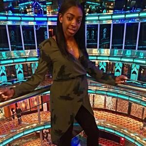 Meet your Posher, Kerisa